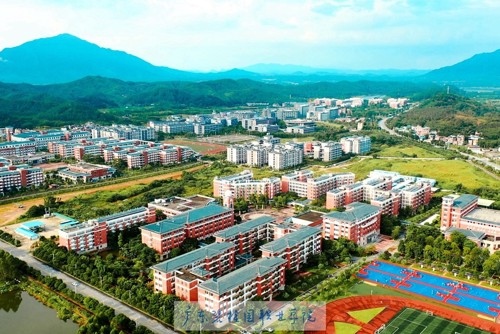 航拍校园